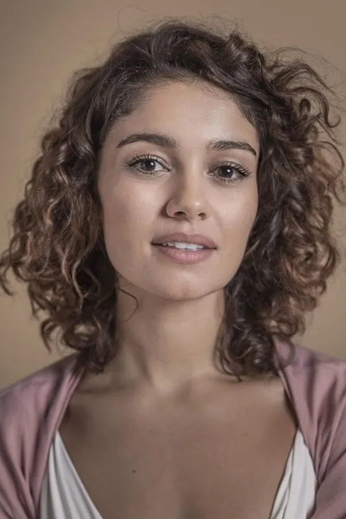 Sophie Charlotte interpretando a Self