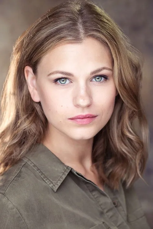 Charlotte Page ha trabajado con Sophie May Wake en 1 ocasiones