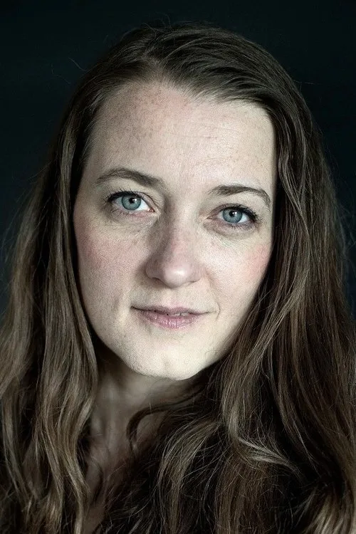 Amanda Wilkin ha trabajado con Sophie Stone en 1 ocasiones