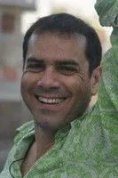 Longinos Panagi ha trabajado con Sotos Stavrakis en 1 ocasiones