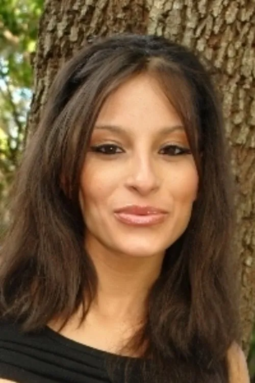 Spicy J interpretando a 