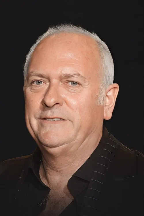 Danny Miranda ha trabajado con Spike Edney en 2 ocasiones