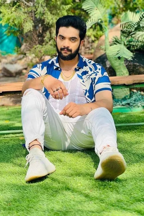 Srikar Krishna — personaje: Rahul