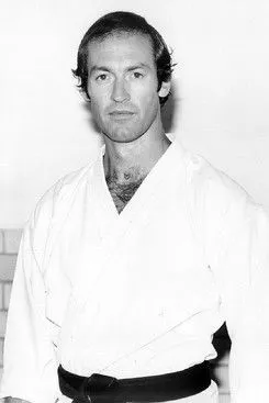 Annalynne Bradley ha trabajado con Stan Schmidt en 1 ocasiones