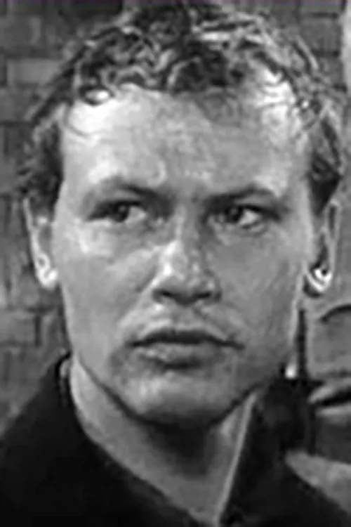 Artur Nichenkin ha trabajado con Stanislav Simonov en 1 ocasiones