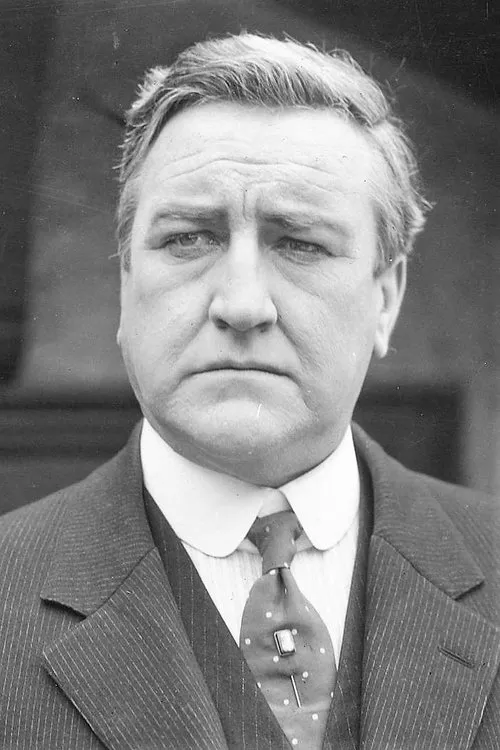 Stanton Heck interpretando a Bull Dozier