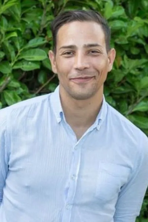 Raphaël Mezrahi ha trabajado con Steevy Boulay en 3 ocasiones