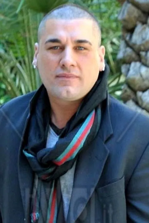 Stefano Sammarco interpretando a Gianni