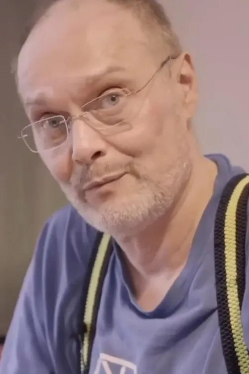Steffen Wernéry interpretando a
