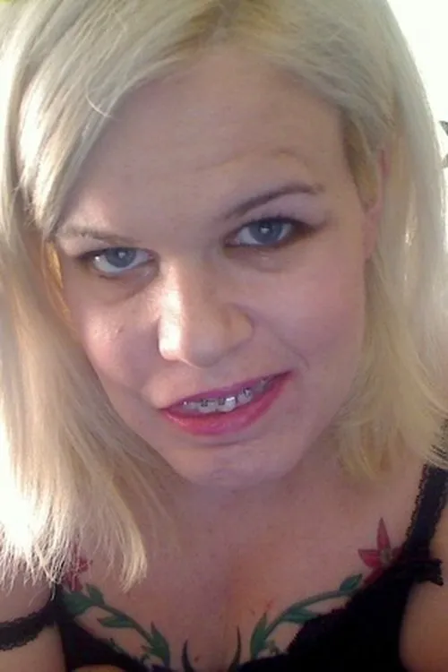 Stella Marie interpretando a Munchkin