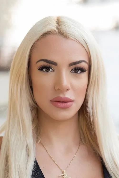 Stella Mizeraki en su biografía y filmografía