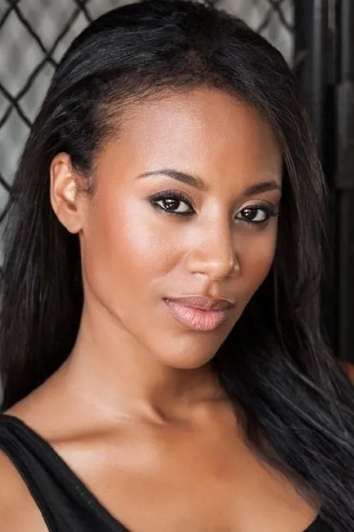 Stephanie Charles interpretando a Lola