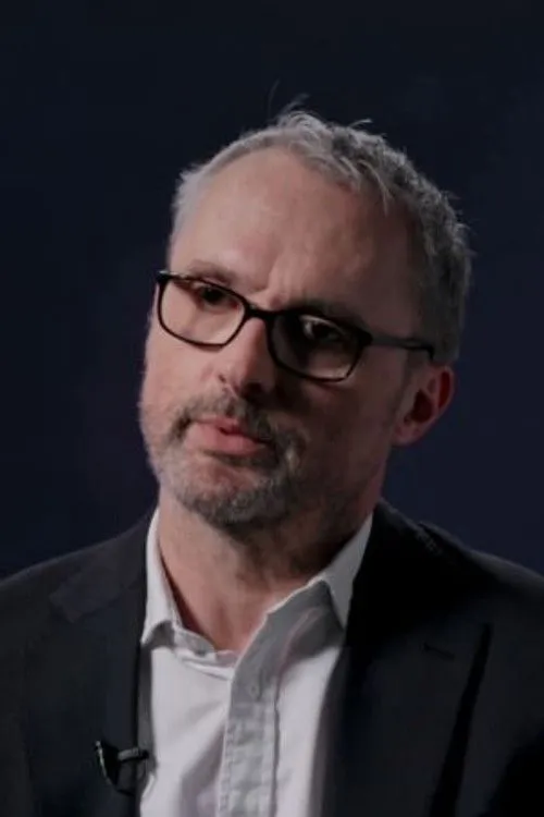 Stephen Armstrong interpretando a Self