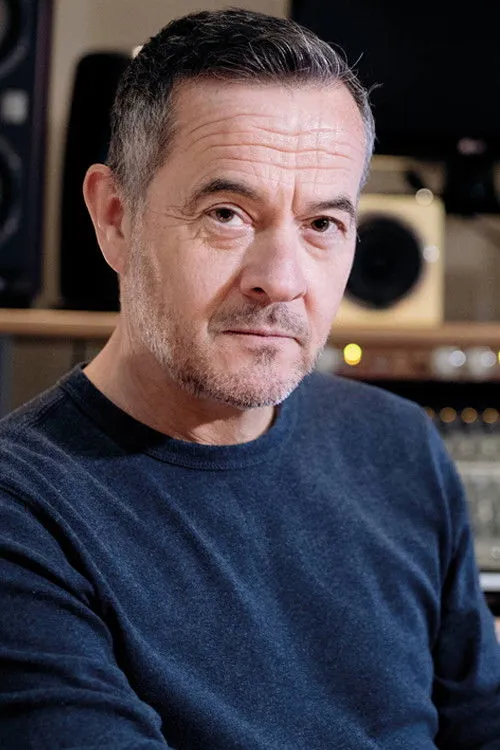 John Robb ha trabajado con Stephen Street en 2 ocasiones