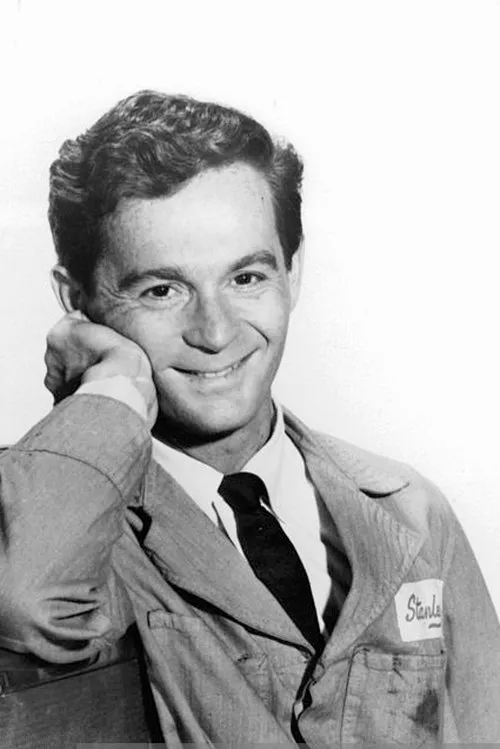 Stephen Strimpell — personaje: Stanley Beamish