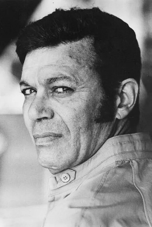 Steve Conte interpretando a Agrippa II