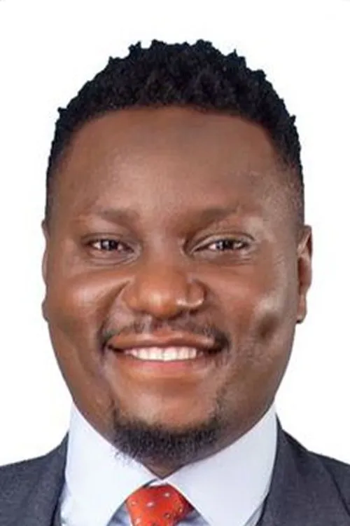 Steve Fonkam interpretando a Pastor Luma