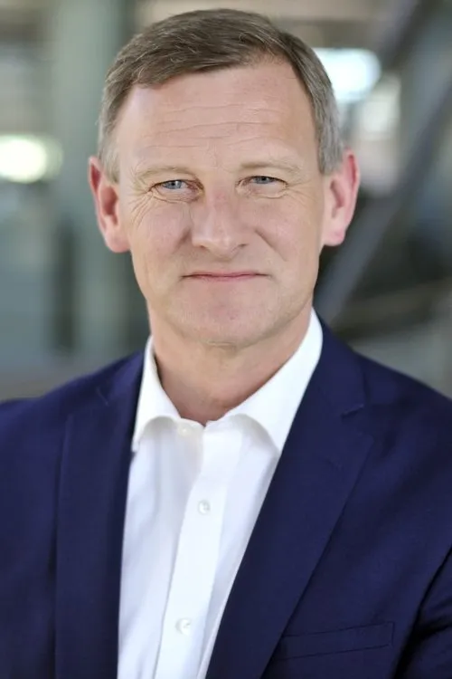 Peter Tägtgren ha trabajado con Steve Rowe en 2 ocasiones