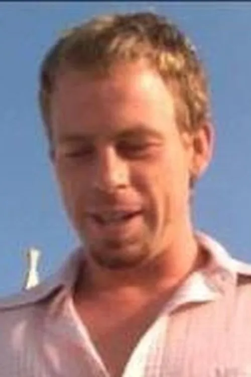 Steve Taylor interpretando a 