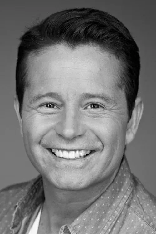 Ross Perrelli ha trabajado con Steven Jacobs en 1 ocasiones