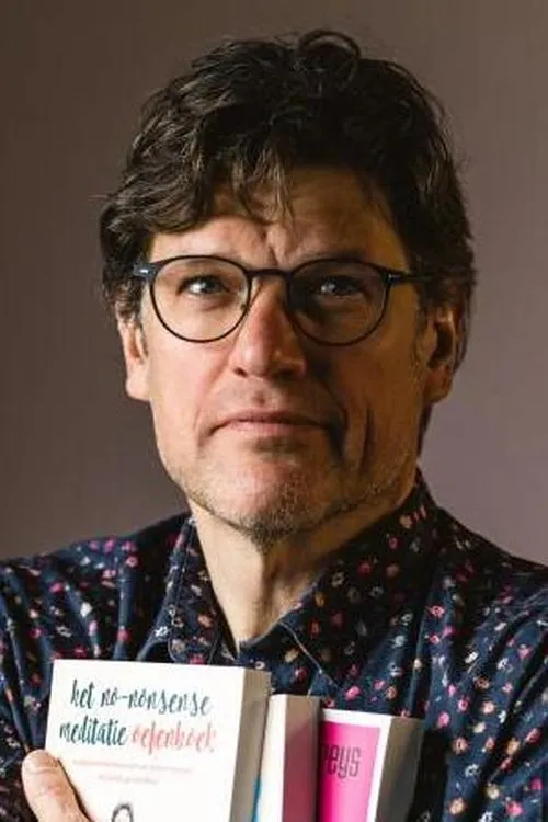 Steven Laureys interpretando a Self