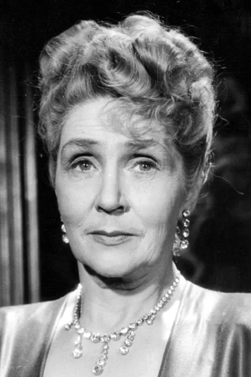 Stina Hedberg interpretando a Amelie Burenberg