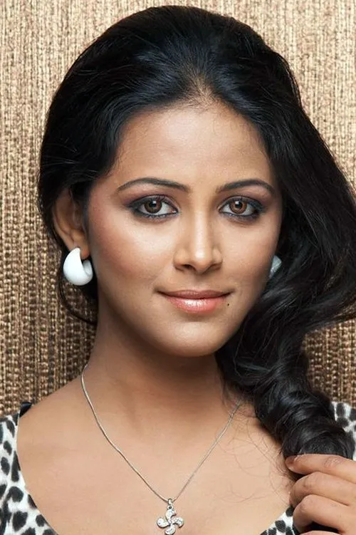 Subiksha interpretando a Inba