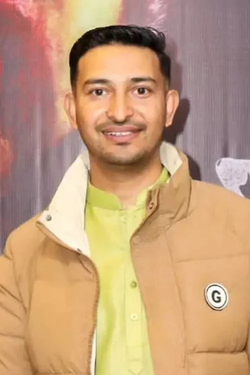 Keki Adhikari ha trabajado con Sulakshyan Bharati en 1 ocasiones