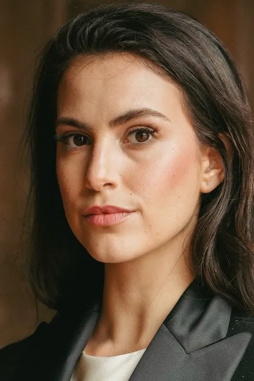 Silvana Jakich ha trabajado con Summer Foley en 1 ocasiones