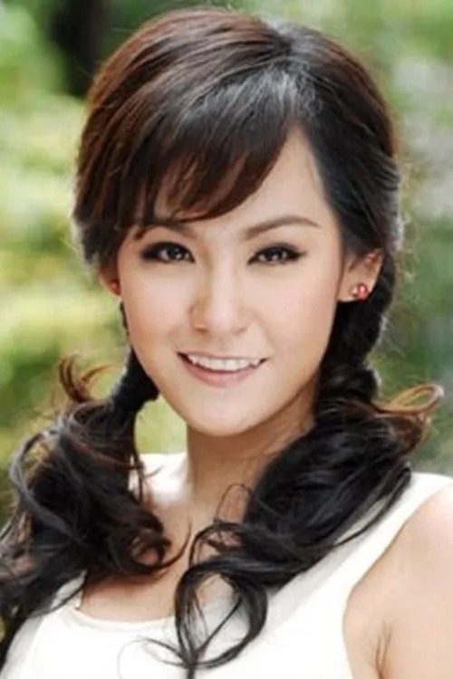 Sumonrat Wattanaselarat interpretando a Orathai