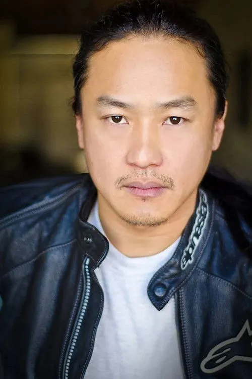 Tommy Chunn ha trabajado con Surawit Sae Kang en 1 ocasiones