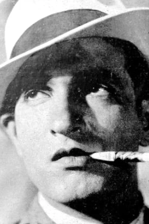 Surendra interpretando a Aslam