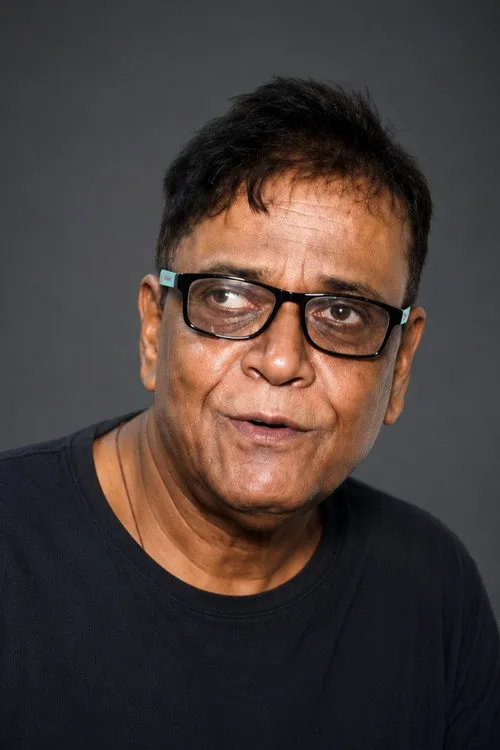 Suresh Bal interpretando a Ramu