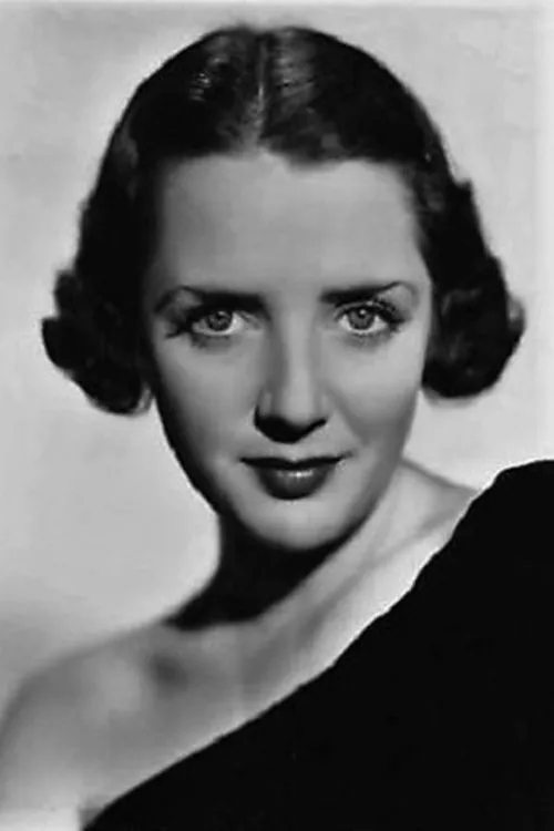 Susan Fleming interpretando a Alice Blue