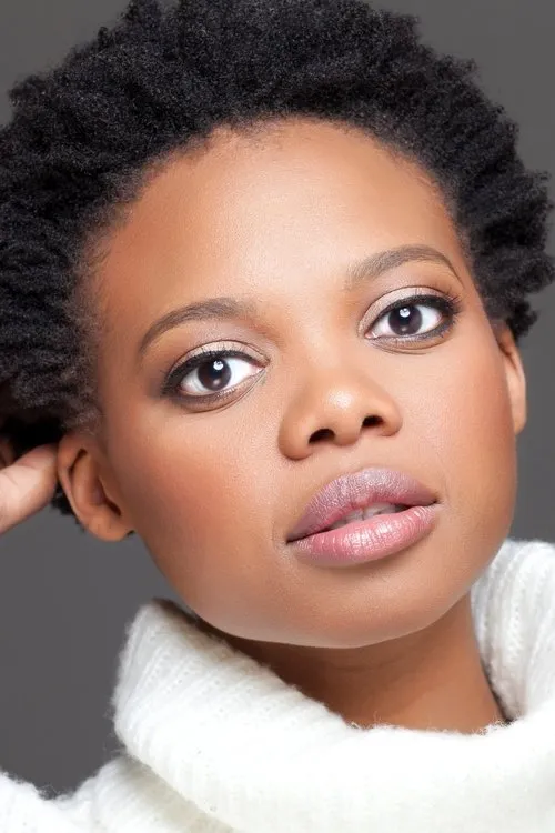 Susan Heyward interpretando a Grace