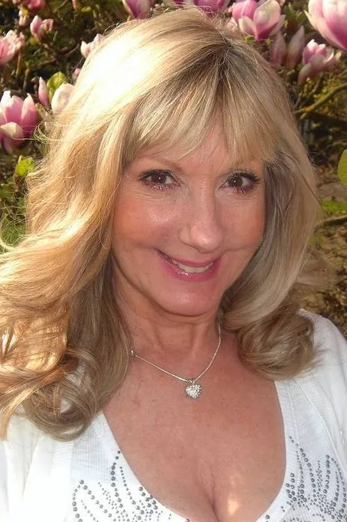 Tim Dry ha trabajado con Susie Silvey en 2 ocasiones