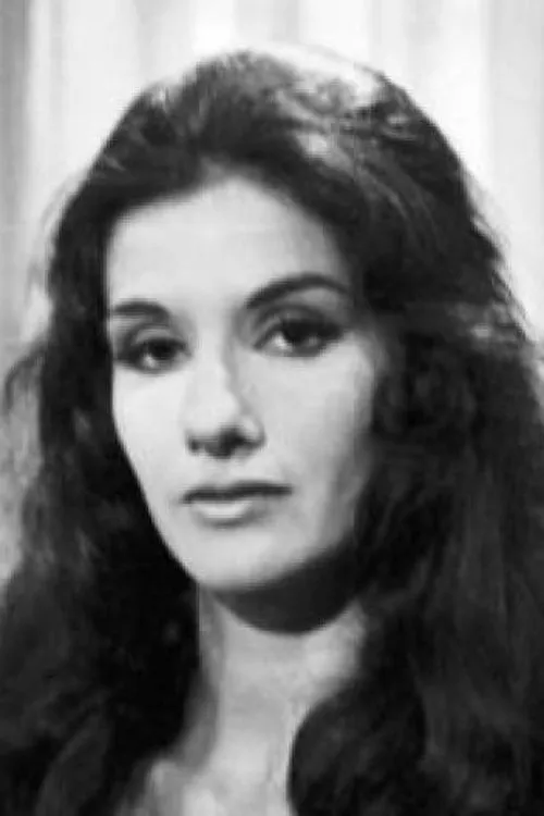 Suzana de Moraes interpretando a Self