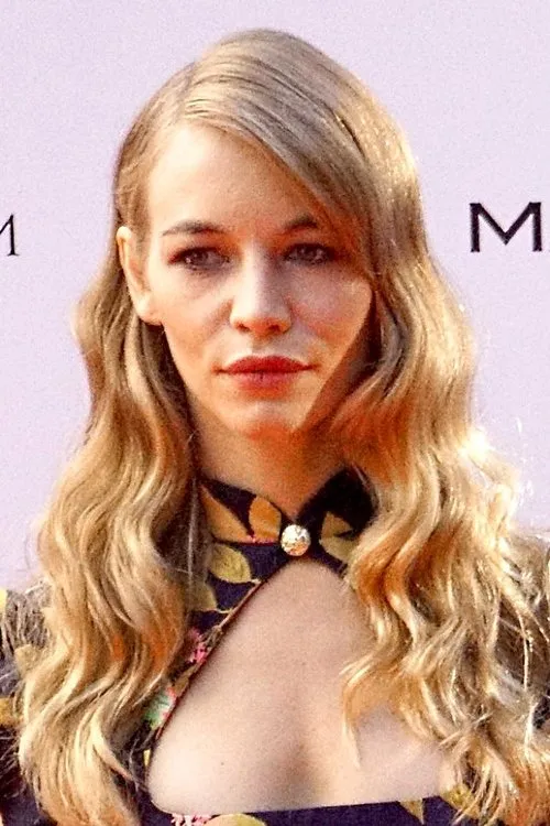 ????? ???????? ha trabajado con Светлана Устинова en 2 ocasiones