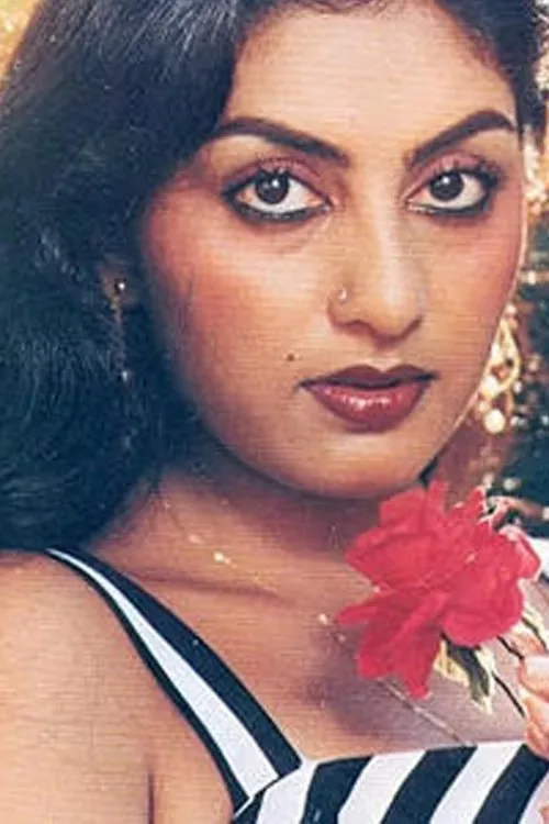 Swapna interpretando a Alice