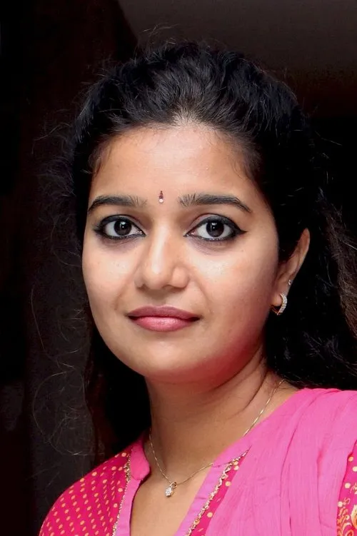 Swathi Reddy interpretando a Kavitha