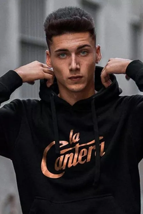 Swit Eme interpretando a Diego