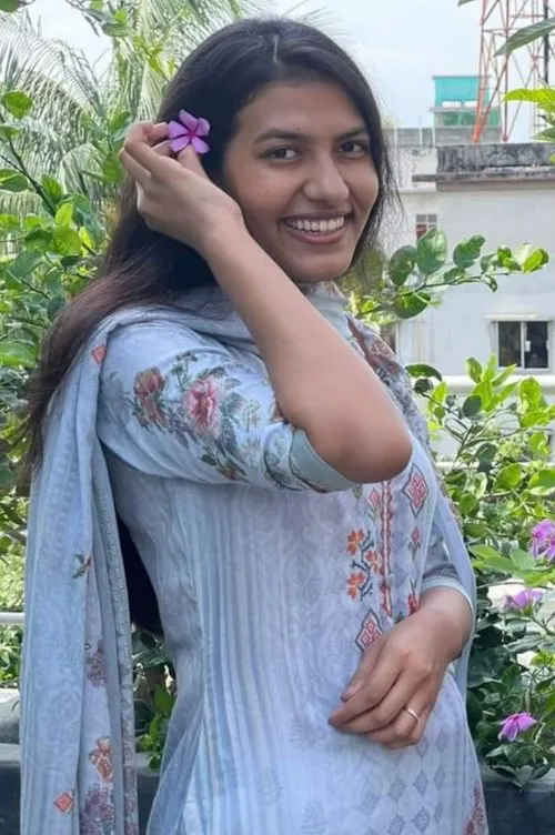 Mehazabien Chowdhury ha trabajado con Syeda Taslima Hossain Nodi en 1 ocasiones