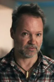 Sylvain Ostiguy — personaje: Self