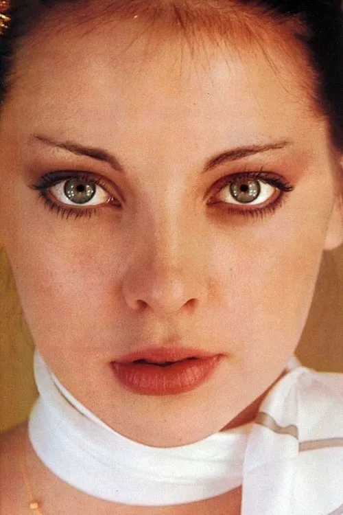 Sylvie Dessartre interpretando a