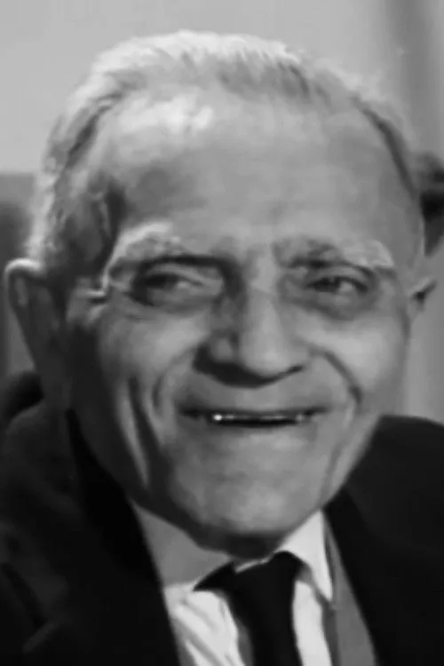 Gianis Thiakos ha trabajado con Sylvios Lahanas en 1 ocasiones