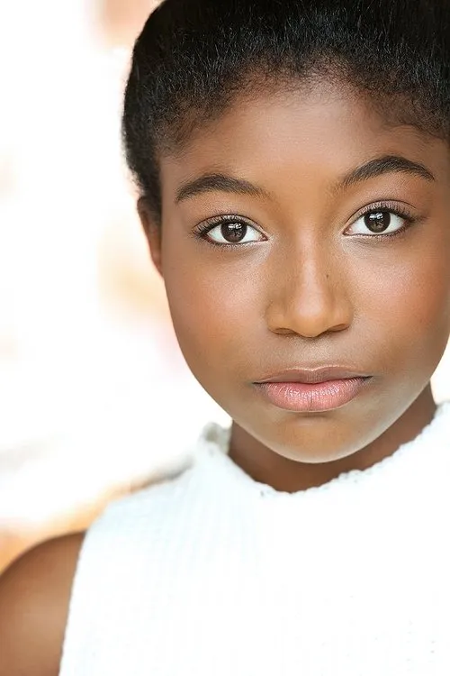 Tabyana Ali interpretando a Girl at the Birthday Party (as Tabyana Ford)