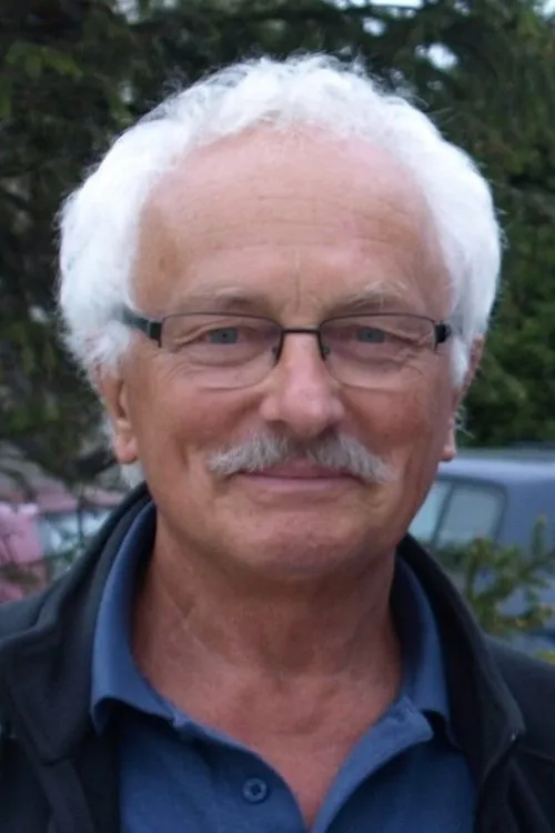 Kamil Mróz ha trabajado con Tadeusz Kwinta en 1 ocasiones