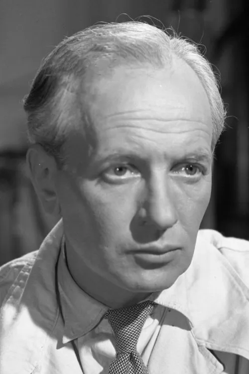 Tadeusz Woźniak interpretando a Gang Member