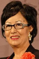 ??? ha trabajado con Tae Hyun-sil en 1 ocasiones