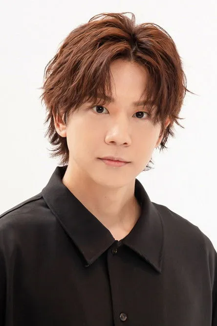 Taizo Shiina interpretando a